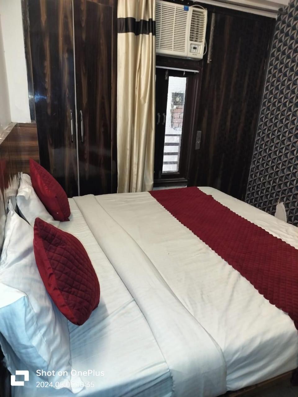 Hotel Janvi Palace Delhi  Ngoại thất bức ảnh
