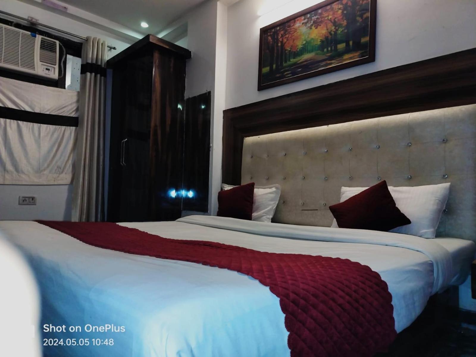 Hotel Janvi Palace Delhi  Ngoại thất bức ảnh