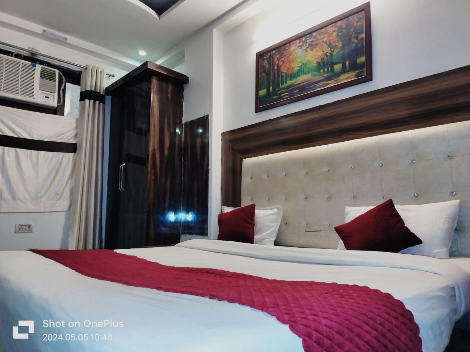 Hotel Janvi Palace Delhi  Ngoại thất bức ảnh